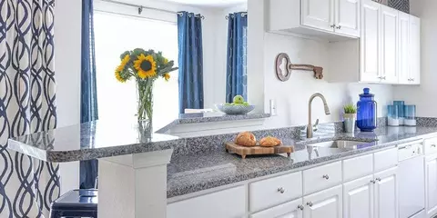 208 Somerset Bay Dr #305, Glen Burnie, MD 21061