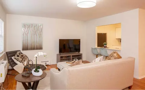 600 Bound Brook Rd, Middlesex, NJ 08846 photo 9