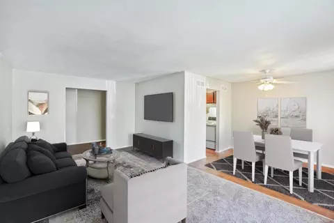 25740 Shiawassee St #552-525, Southfield, MI 48033