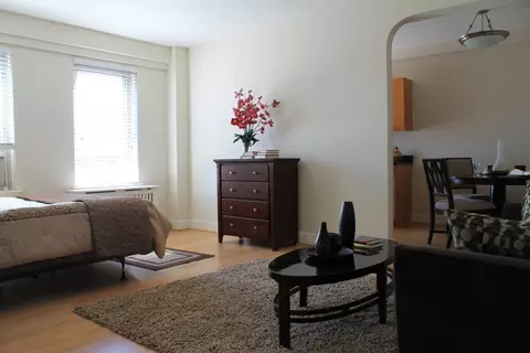 2745 29th St NW #509, Washington, DC 20008