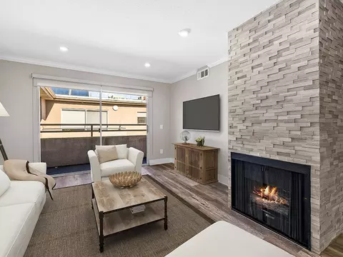 3930 Laurel Canyon Blvd #N221, Los Angeles, CA 91604