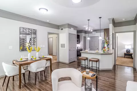 12501 Broadway St #24107, Pearland, TX 77584