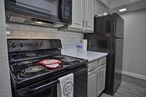 1200 W Taylor St #18-2233, Sherman, TX 75092