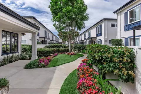 1525 Placentia Ave #E-3, Newport Beach, CA 92663