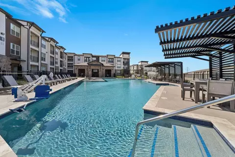 2512 N Grand Ave #1118, Gainesville, TX 76240