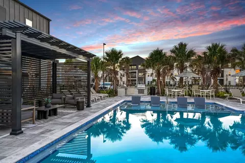 1100 N John Young Pkwy #636, Orlando, FL 32808