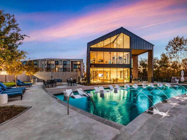 9371 Whistle Stop Pl #1315, Dallas, TX 75231