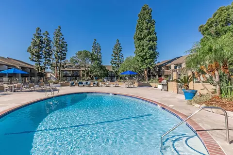 2800 Madison Ave #E-14, Fullerton, CA 92831