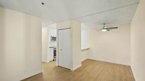 180 Pasito Ter #107, Sunnyvale, CA 94086
