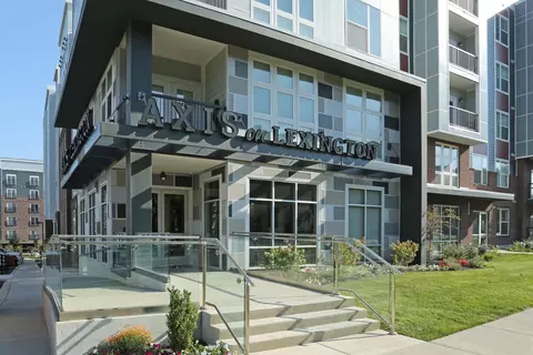 303 Axis Dr #301-405, Louisville, KY 40206