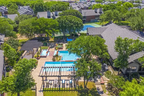 1130 Bear Creek Pkwy #1004, Euless, TX 76039