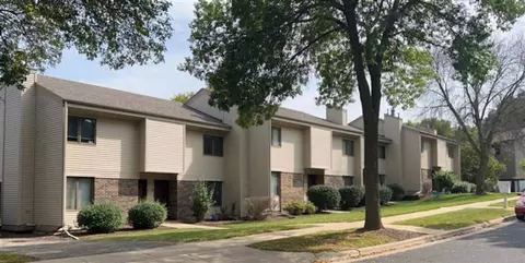 6801 Chester Dr #4, Madison, WI 53719