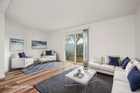 2909 NE 57th Ave #B-16, Vancouver, WA 98661