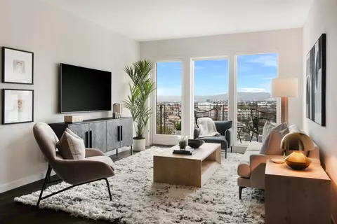 235 N Hoover St #346, Los Angeles, CA 90004