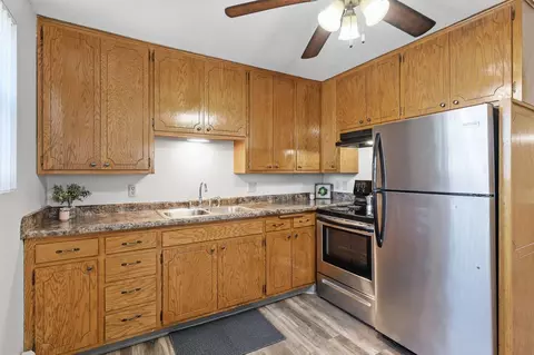 705 Mcknight Rd N #2248-303, Saint Paul, MN 55119