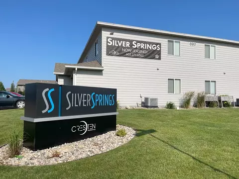 6700 S Santa Rosa Pl #6800-04, Sioux Falls, SD 57108