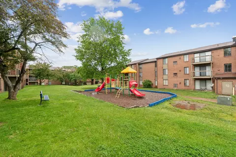 91 Hill St #2C, Frederick, MD 21703 photo 3