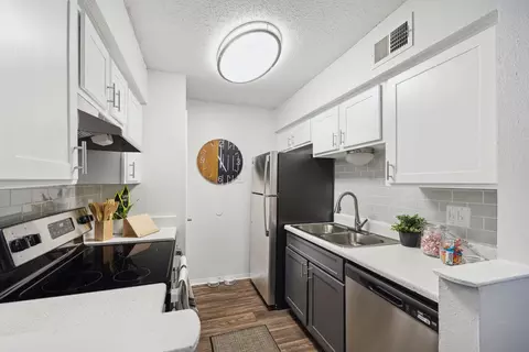 11500 Huebner Rd #2204, San Antonio, TX 78230