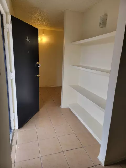 2520 W Mclellan Blvd #64, Phoenix, AZ 85017