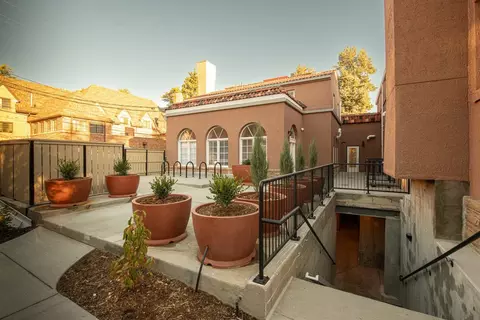 891 12th St #32, Boulder, CO 80302