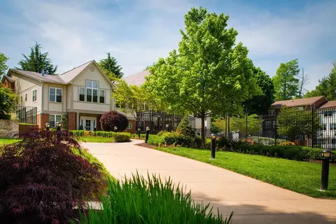 8301 Anderson Dr #3309C2, Fairfax, VA 22031