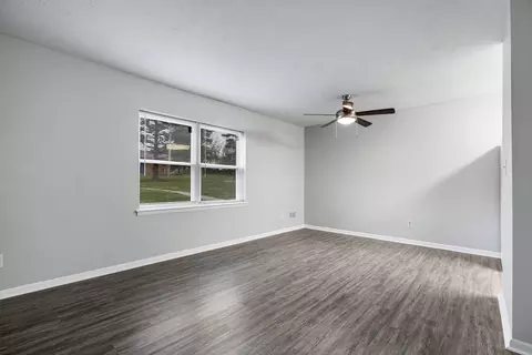 101 Compton Dr #448, Frankfort, KY 40601