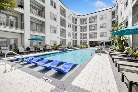 1444 Home St #325, Jacksonville, FL 32207