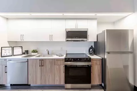 224 23rd St #708, Miami Beach, FL 33139