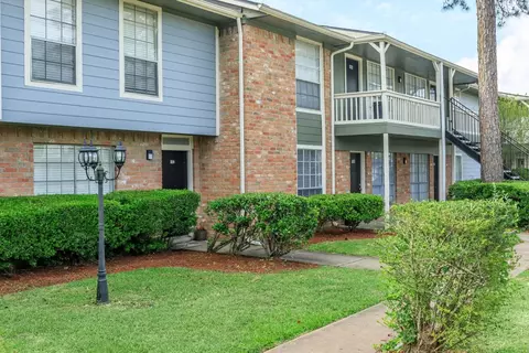 1904 E Mulberry St #8-809, Angleton, TX 77515