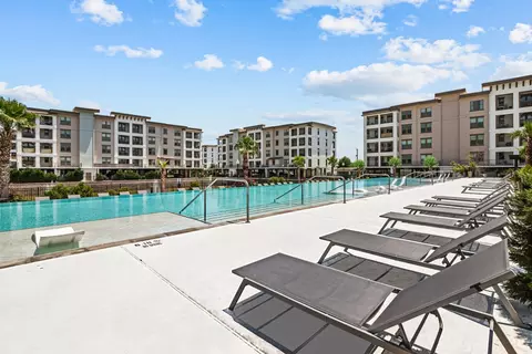 3300 Towers Blvd #1024, Seabrook, TX 77586