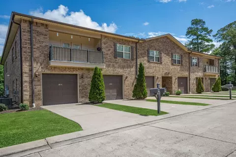 20 Stonewater Creek Dr #80-B, Jackson, TN 38305