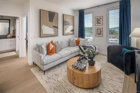 3850 S Bond Ave #465, Portland, OR 97239
