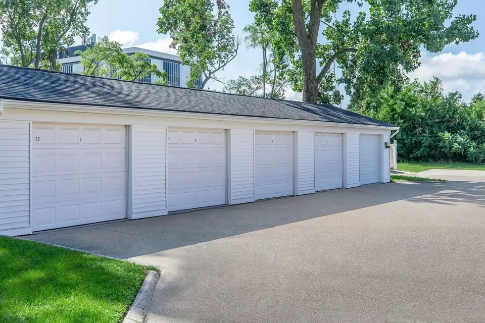  13 W 13 Mile Rd #06-4932, Madison Heights, MI 48071 photo 16