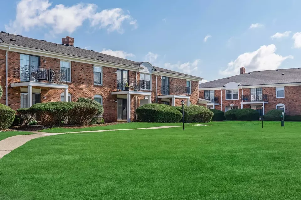  13 W 13 Mile Rd #06-4932, Madison Heights, MI 48071 photo 21