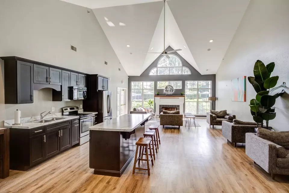  13 W 13 Mile Rd #06-4932, Madison Heights, MI 48071 photo 8