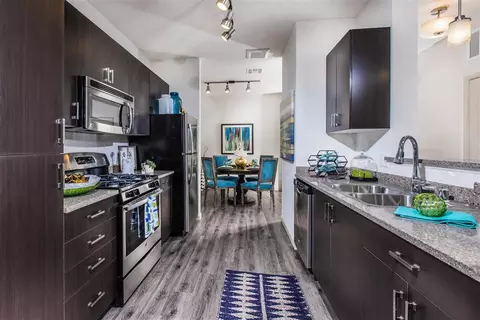 3737 Casa Verde St #521, San Jose, CA 95134