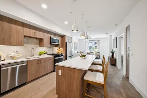 3585 Aero Ct #320, San Diego, CA 92123