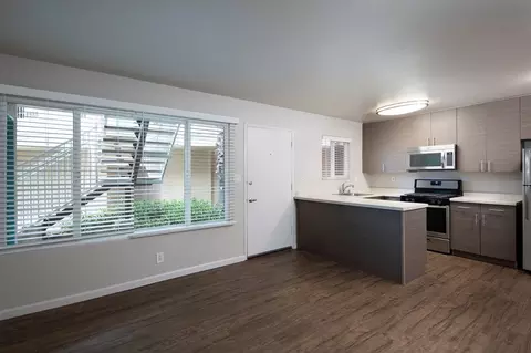 2600 Kremeyer Cir #95-03, Carlsbad, CA 92008