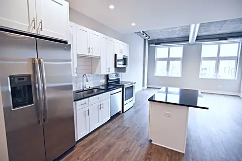 3833 N Broadway #3833-520, Chicago, IL 60613