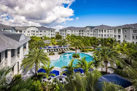 900 Water Tower Way #201, Lantana, FL 33462