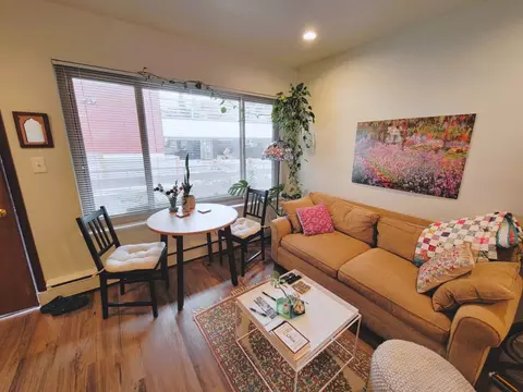 319 W Olympic Pl #103, Seattle, WA 98119