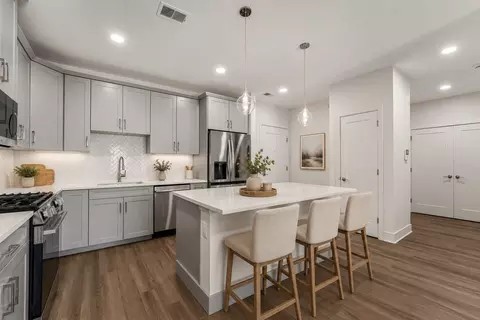 286-294 Main St #296-213, Madison, NJ 07940