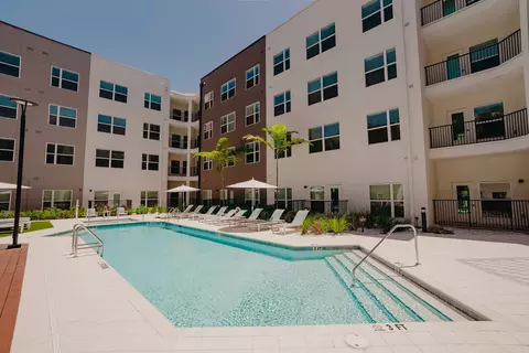 1313 10th St #155, Sarasota, FL 34236