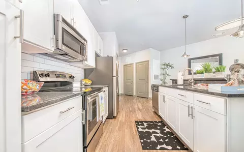 400 Rhett St #420, Greenville, SC 29601