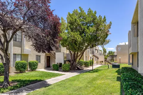 3350 Harrison St #145, Kingman, AZ 86409
