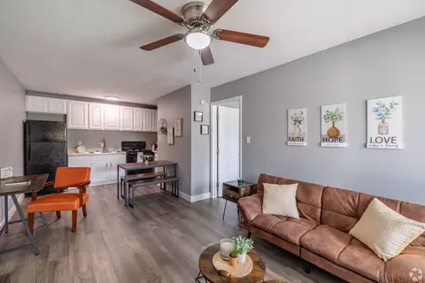 1620 Mccaskill Ave #D09, Tallahassee, FL 32310