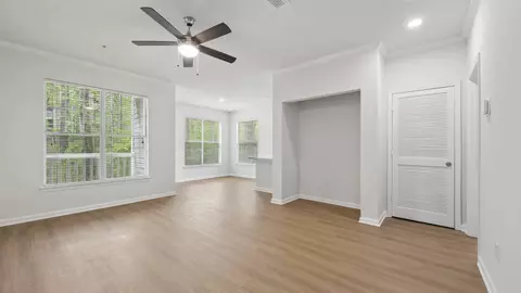 1000 Lexington Farms Dr #18004, Alpharetta, GA 30004