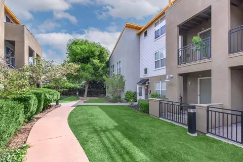 6410 Schmidt Ln #B314, El Cerrito, CA 94530