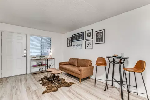 5709 E Belknap St #1145, Haltom City, TX 76117