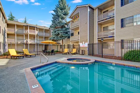 30911 1st Ave S #304, Federal Way, WA 98003